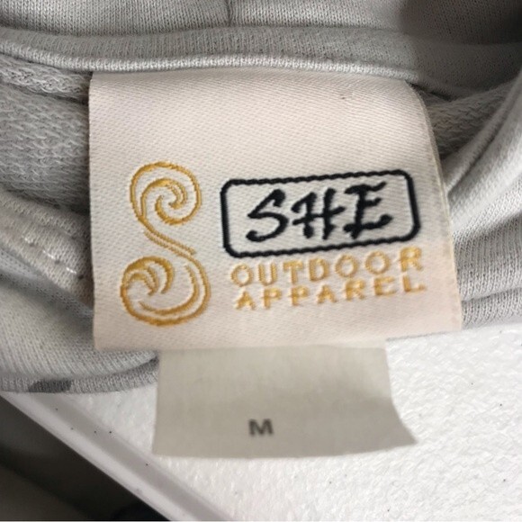 NWT NWTF by She Silver Pullover Conserve Share Hunt Hoodie Women Size Medium - Picture 4 of 12